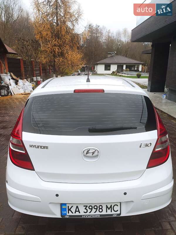 Хэтчбек Hyundai i30 2009 в Василькове фото 12 Хэтчбек Hyundai i30 2009 в Василькове