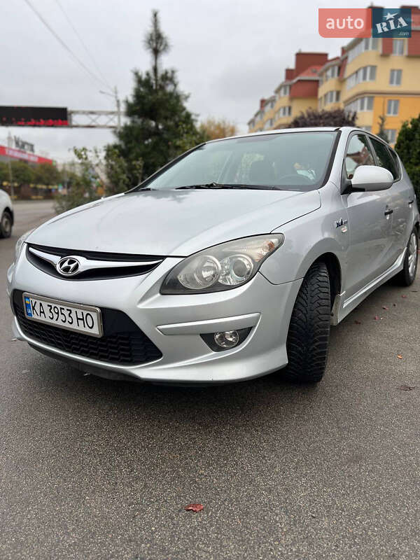 Hyundai i30 2011