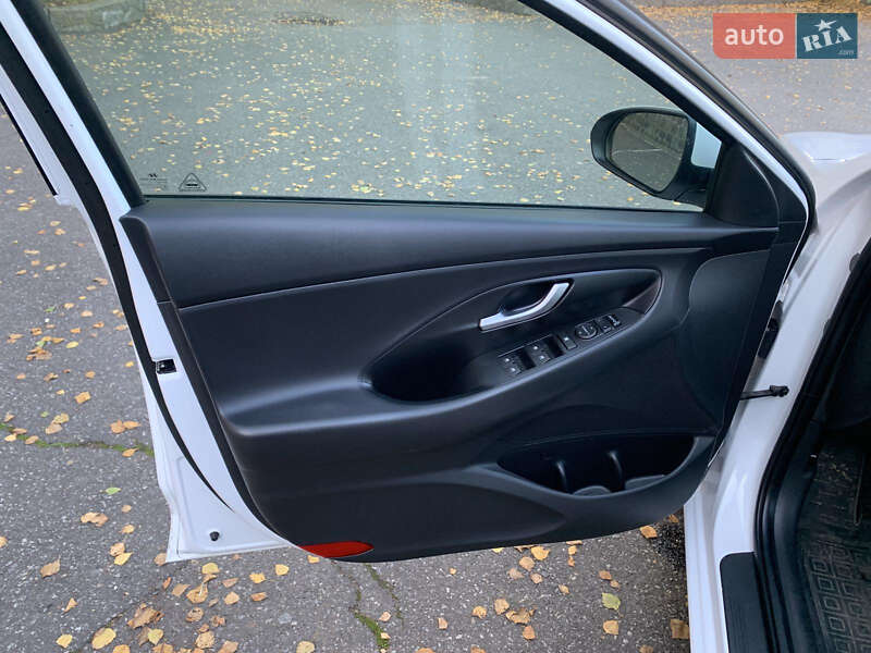 Хетчбек Hyundai i30 2020 в Вінниці фото 4 Хетчбек Hyundai i30 2020 в Вінниці