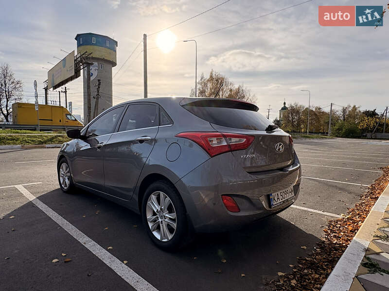 Хетчбек Hyundai i30 2012 в Білогородці