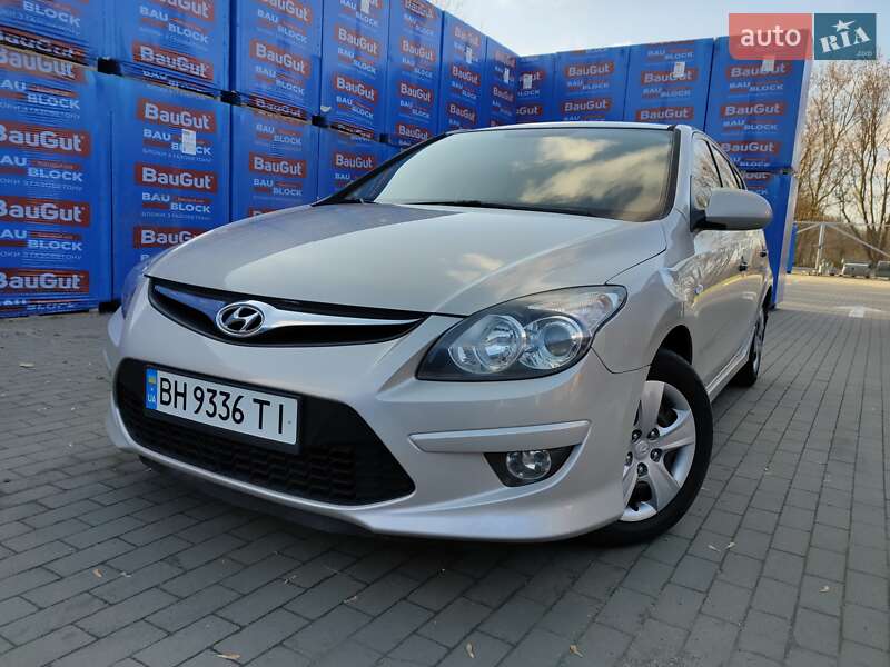 Хэтчбек Hyundai i30 2011 в Борисполе
