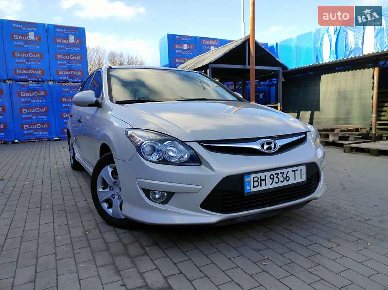 Хэтчбек Hyundai i30 2011 в Борисполе