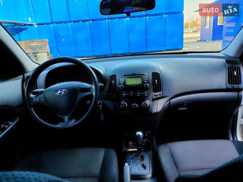 Хэтчбек Hyundai i30 2011 в Борисполе