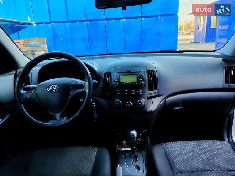 Хэтчбек Hyundai i30 2011 в Борисполе