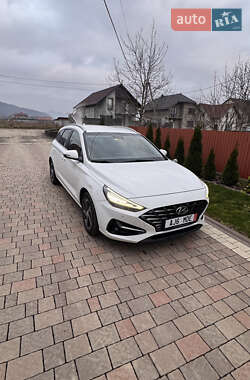 Универсал Hyundai i30 2021 в Тячеве