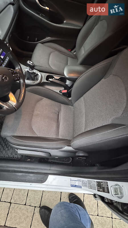 Універсал Hyundai i30 2021 в Тячеві фото 12 Універсал Hyundai i30 2021 в Тячеві