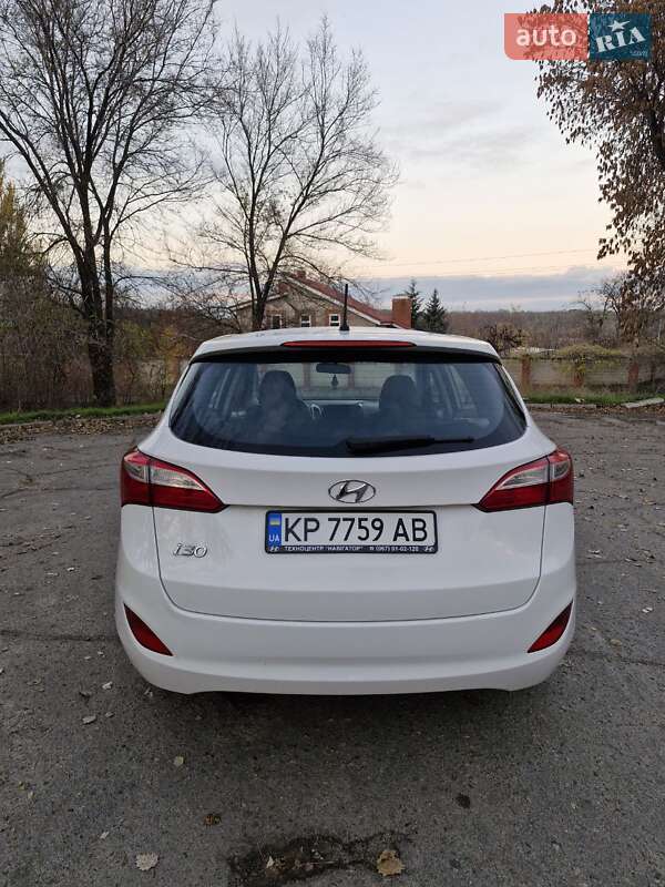 Универсал Hyundai i30 2013 в Запорожье фото 17 Универсал Hyundai i30 2013 в Запорожье