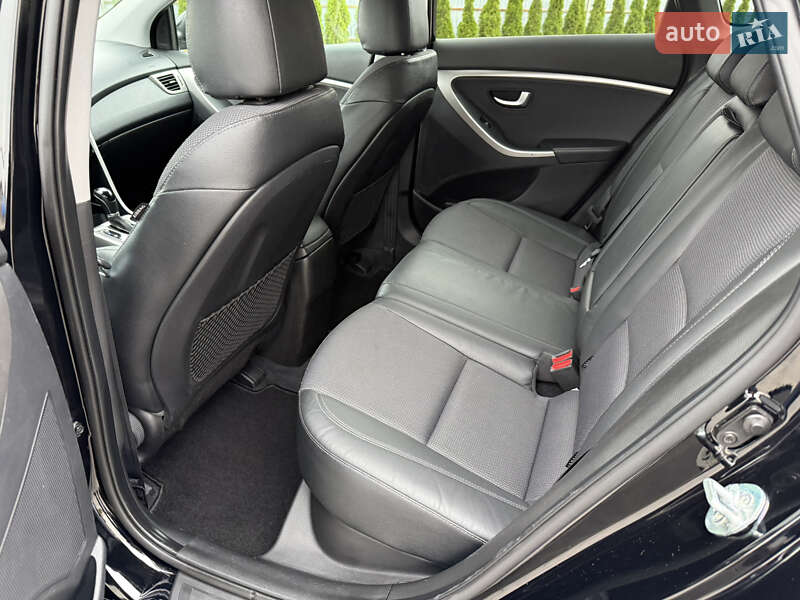 Універсал Hyundai i30 2012 в Луцьку фото 19 Універсал Hyundai i30 2012 в Луцьку