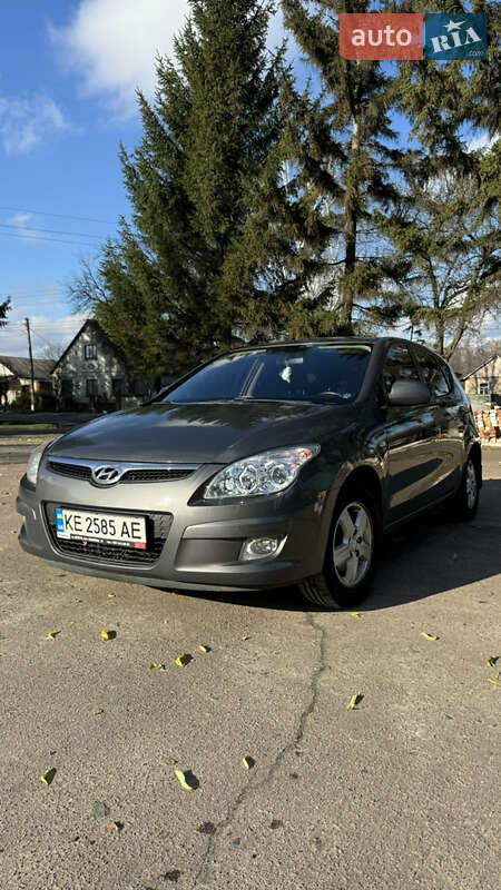 Хэтчбек Hyundai i30 2008 в Ахтырке фото Хэтчбек Hyundai i30 2008 в Ахтырке
