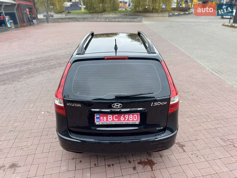 Універсал Hyundai i30 2010 в Рівному фото 8 Універсал Hyundai i30 2010 в Рівному