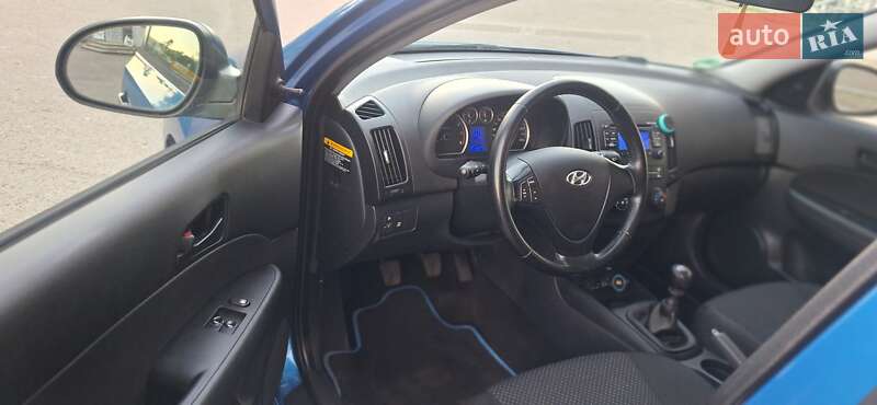 Универсал Hyundai i30 2010 в Нежине