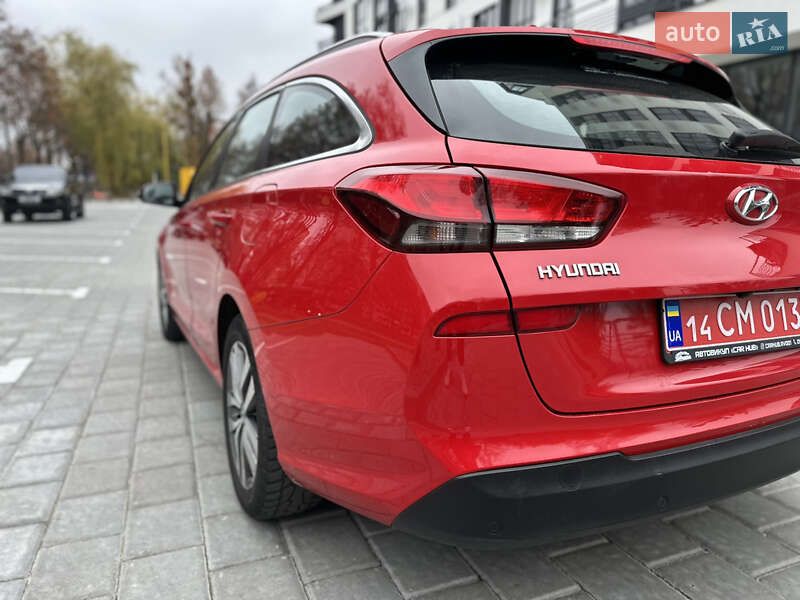 Універсал Hyundai i30 2018 в Рівному