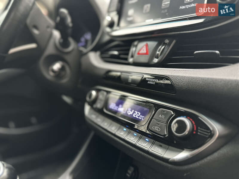 Універсал Hyundai i30 2018 в Рівному