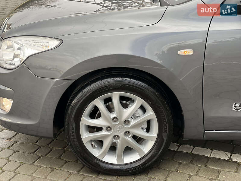 Хетчбек Hyundai i30 2008 в Івано-Франківську