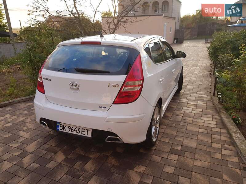 Хетчбек Hyundai i30 2009 в Рівному фото 5 Хетчбек Hyundai i30 2009 в Рівному