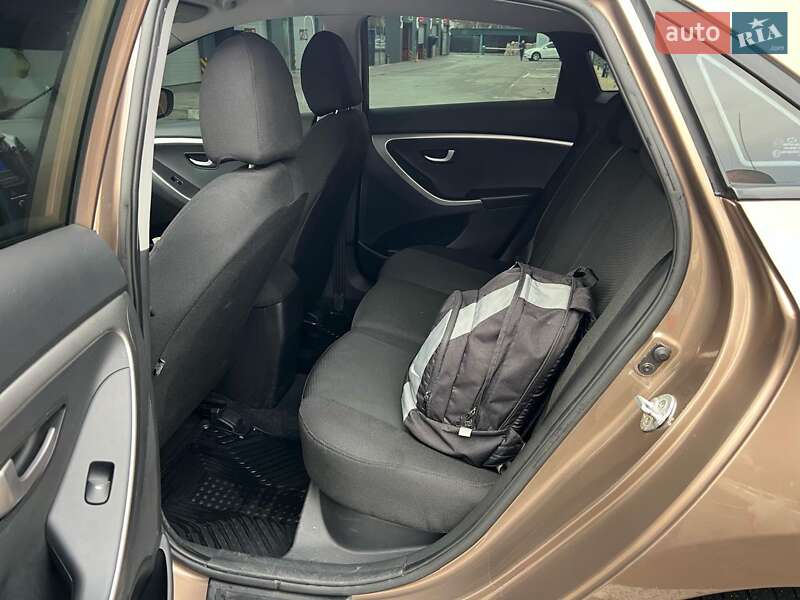 Хэтчбек Hyundai i30 2013 в Харькове