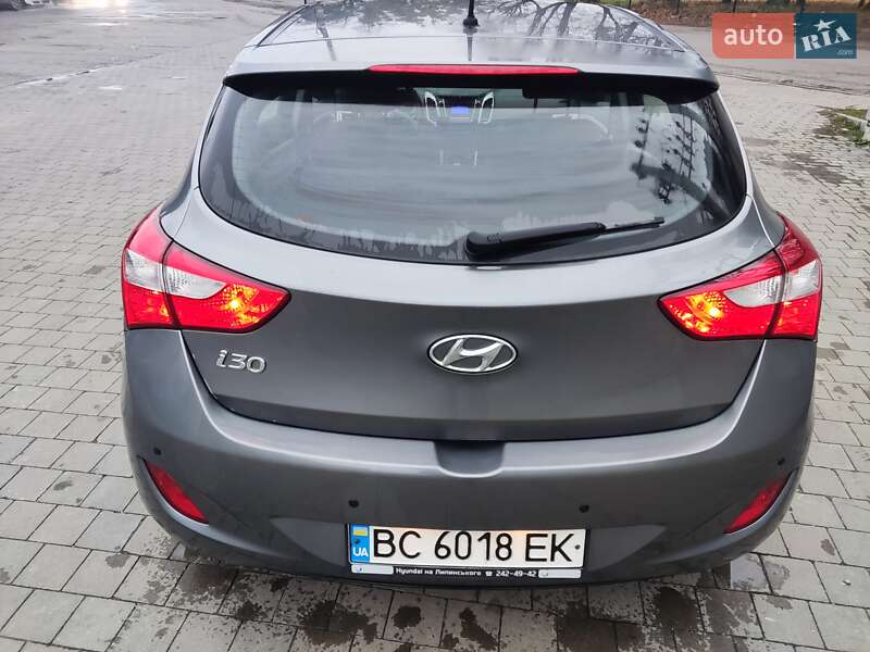 Хэтчбек Hyundai i30 2014 в Львове