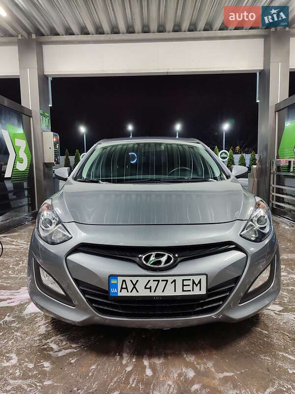 Хэтчбек Hyundai i30 2013 в Харькове фото 3 Хэтчбек Hyundai i30 2013 в Харькове