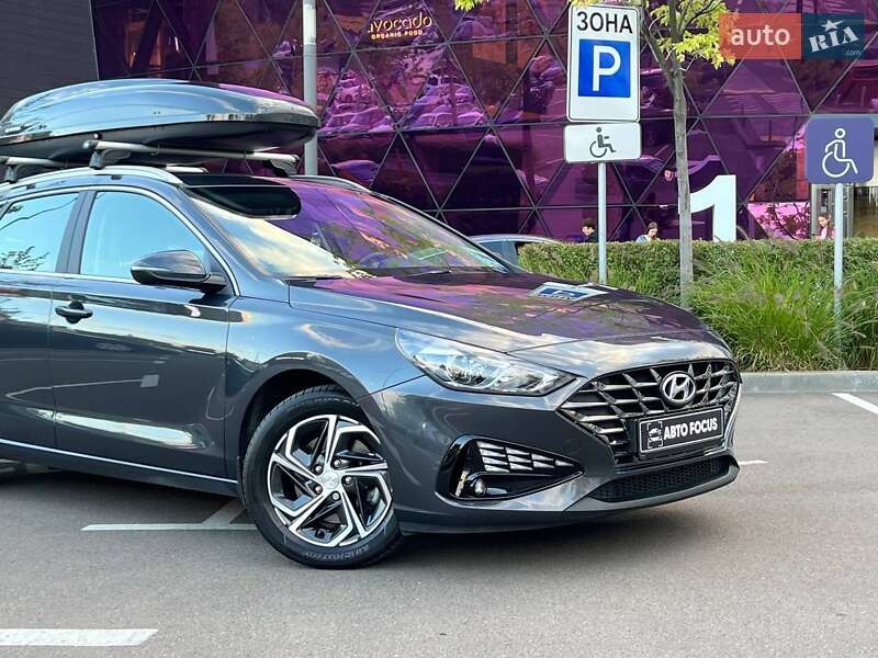 Универсал Hyundai i30 2020 в Киеве