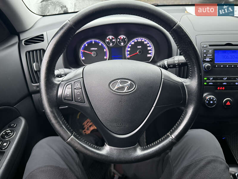 Универсал Hyundai i30 2011 в Луцке фото 21 Универсал Hyundai i30 2011 в Луцке