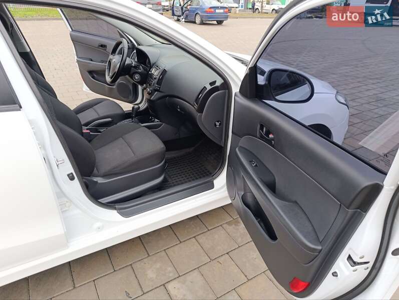 Хэтчбек Hyundai i30 2010 в Черкассах