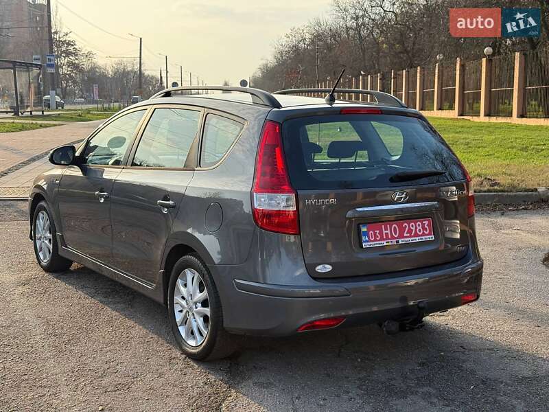Универсал Hyundai i30 2010 в Кропивницком