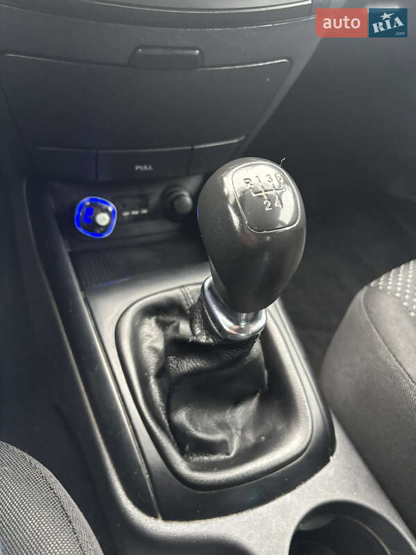 Хетчбек Hyundai i30 2011 в Сумах