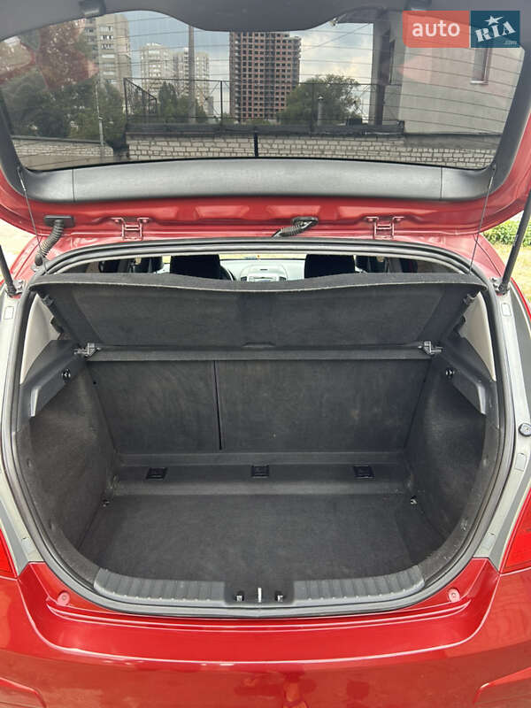 Хетчбек Hyundai i30 2008 в Києві