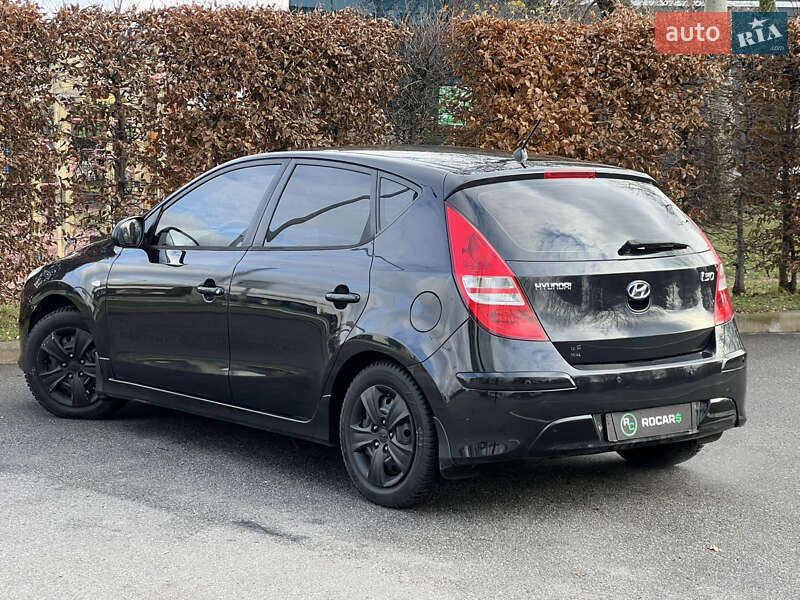 Хетчбек Hyundai i30 2011 в Києві