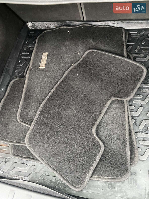 Універсал Hyundai i30 2012 в Запоріжжі