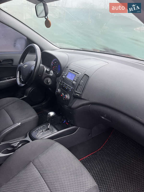 Хетчбек Hyundai i30 2011 в Первомайську фото 5 Хетчбек Hyundai i30 2011 в Первомайську