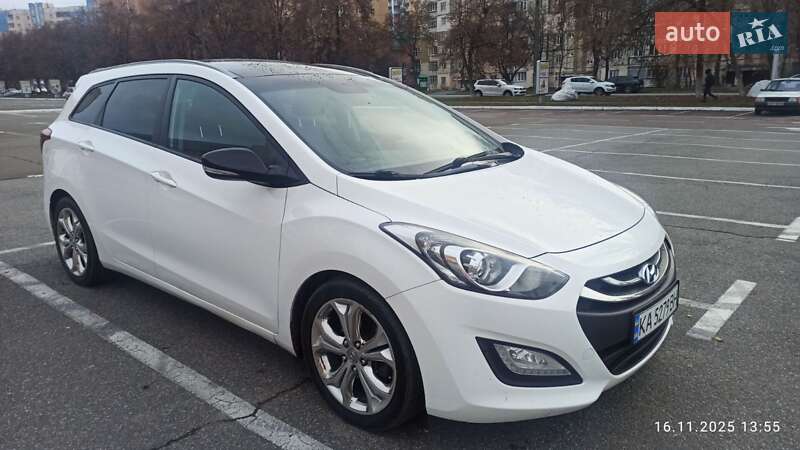 Универсал Hyundai i30 2014 в Броварах