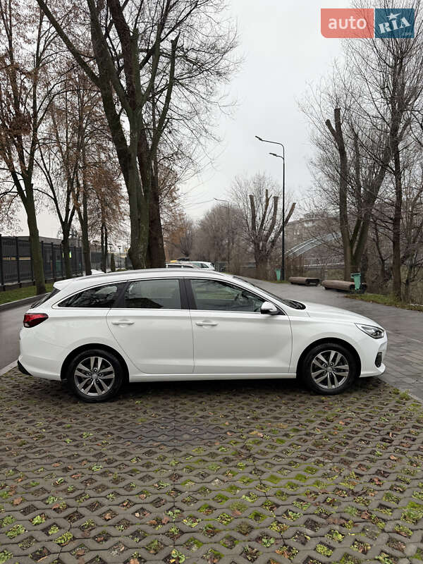 Универсал Hyundai i30 2019 в Харькове