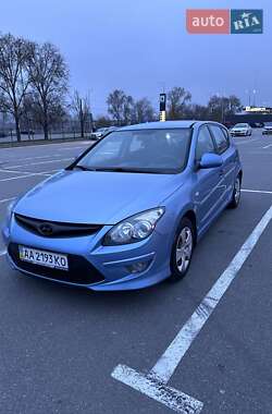Хэтчбек Hyundai i30 2011 в Киеве