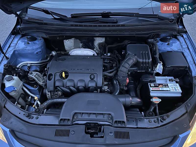 Хетчбек Hyundai i30 2011 в Києві фото 20 Хетчбек Hyundai i30 2011 в Києві