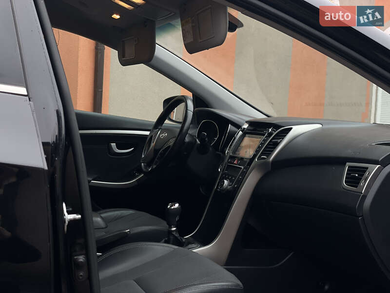 Універсал Hyundai i30 2014 в Стрию фото 86 Універсал Hyundai i30 2014 в Стрию