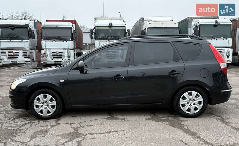 Універсал Hyundai i30 2009 в Чернігові