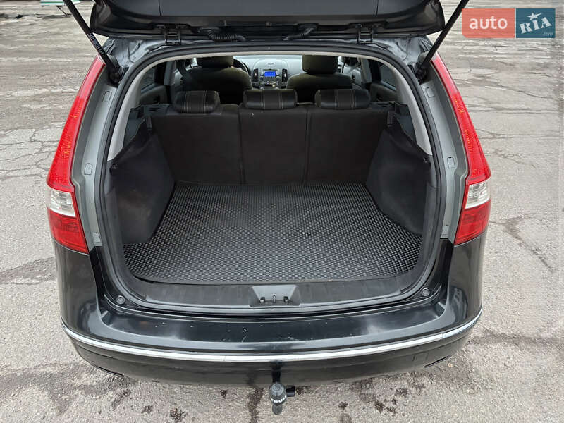 Універсал Hyundai i30 2009 в Чернігові