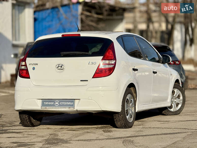 Хетчбек Hyundai i30 2011 в Києві