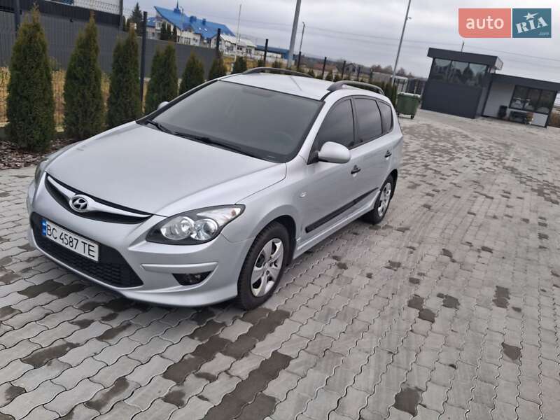 Универсал Hyundai i30 2010 в Львове фото 4 Универсал Hyundai i30 2010 в Львове