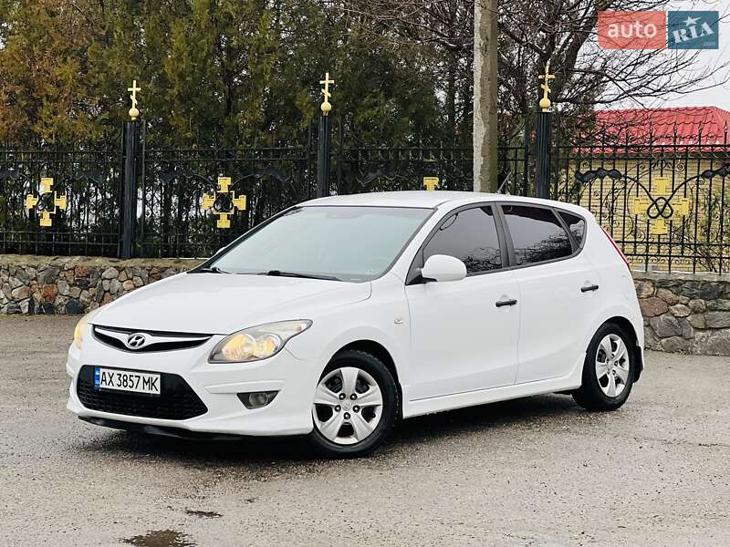 Хэтчбек Hyundai i30 2010 в Харькове фото 20 Хэтчбек Hyundai i30 2010 в Харькове