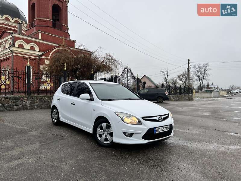 Хэтчбек Hyundai i30 2010 в Харькове фото 22 Хэтчбек Hyundai i30 2010 в Харькове