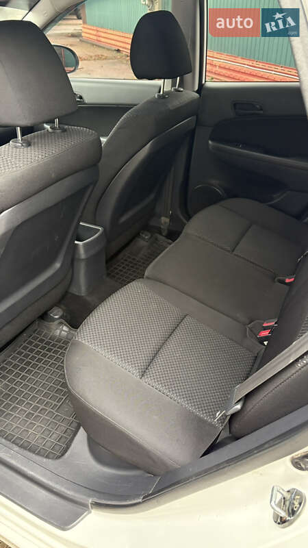 Хетчбек Hyundai i30 2011 в Прилуках