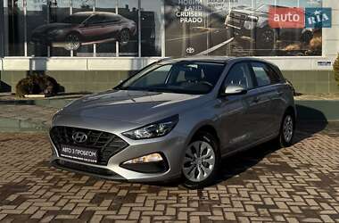 Хэтчбек Hyundai i30 2021 в Черновцах