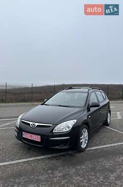 Универсал Hyundai i30 2008 в Ровно
