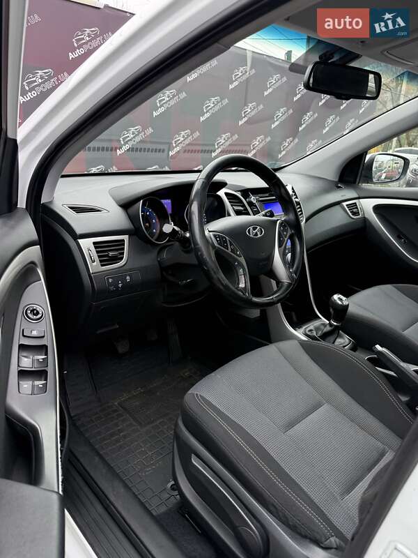 Універсал Hyundai i30 2015 в Сумах