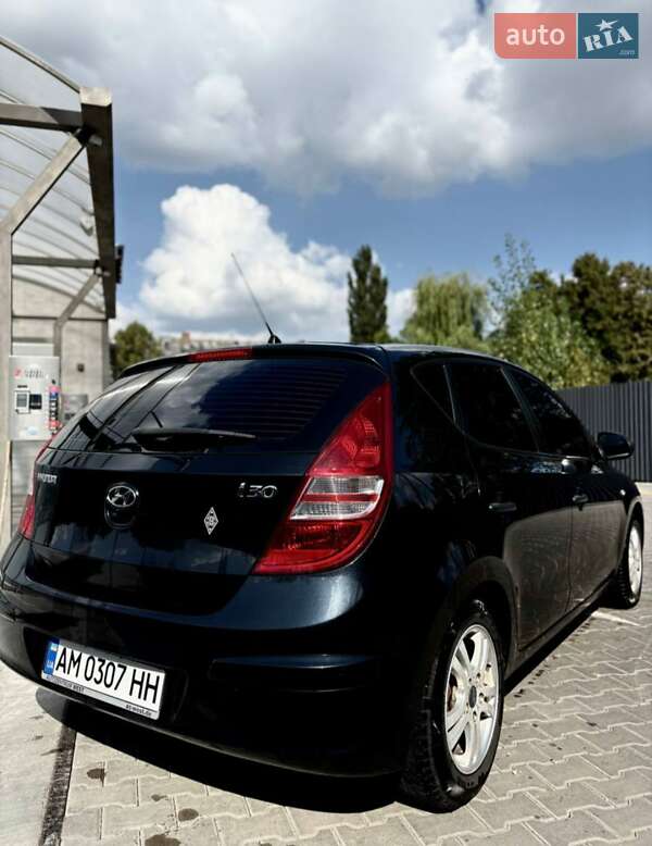 Хетчбек Hyundai i30 2009 в Житомирі