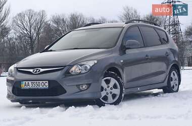Універсал Hyundai i30 2011 в Жовтих Водах