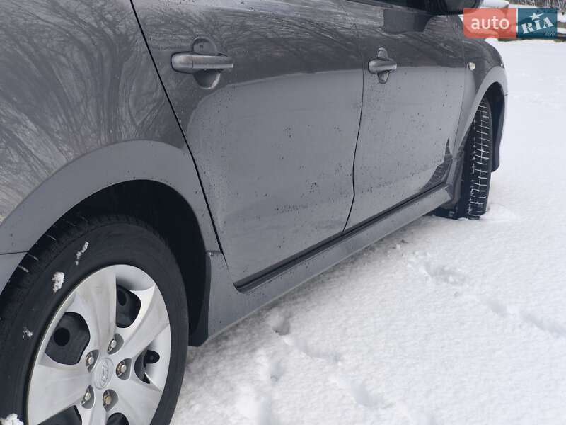 Універсал Hyundai i30 2011 в Жовтих Водах