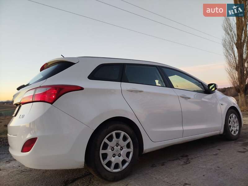 Универсал Hyundai i30 2013 в Виннице
